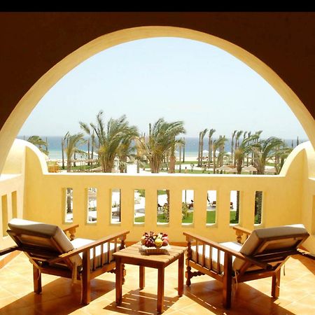 Grand Makadi - Couples And Families Only Hotel ฮูร์กาดา ภายนอก รูปภาพ