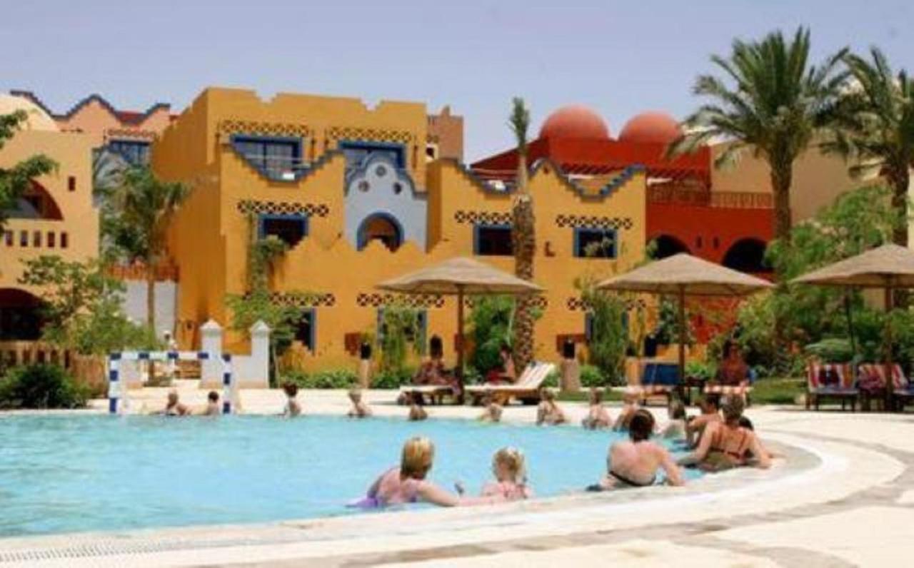 Grand Makadi - Couples And Families Only Hotel ฮูร์กาดา ภายนอก รูปภาพ