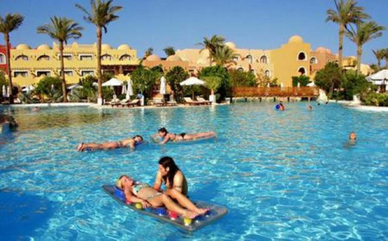 Grand Makadi - Couples And Families Only Hotel ฮูร์กาดา ภายนอก รูปภาพ