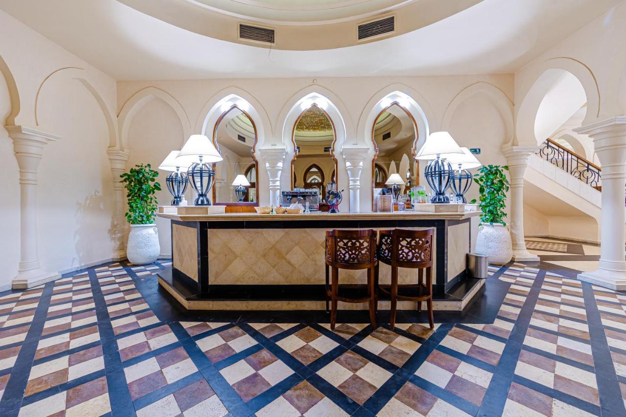 Grand Makadi - Couples And Families Only Hotel ฮูร์กาดา ภายนอก รูปภาพ