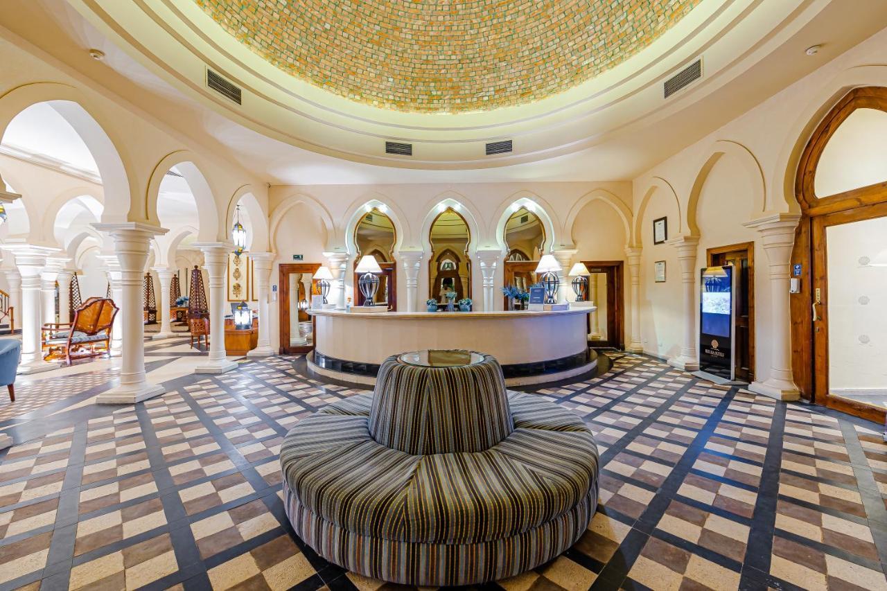 Grand Makadi - Couples And Families Only Hotel ฮูร์กาดา ภายนอก รูปภาพ