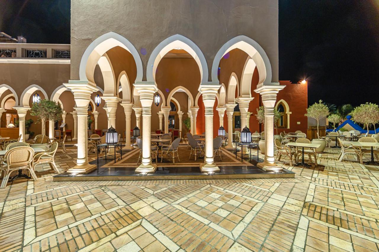 Grand Makadi - Couples And Families Only Hotel ฮูร์กาดา ภายนอก รูปภาพ
